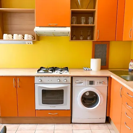 Apartment, Old Town History Heritage With Parking *