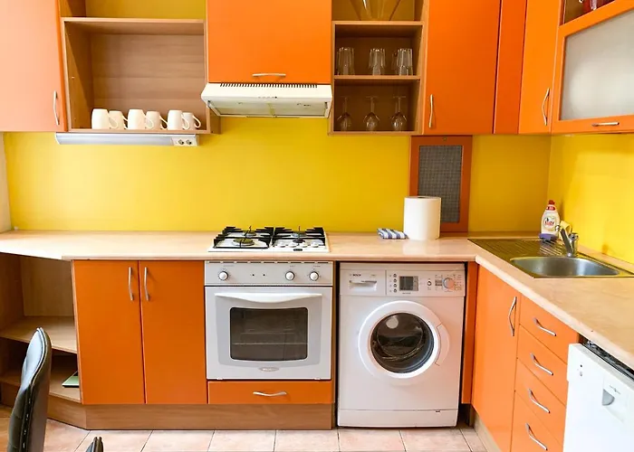 Apartment, Old Town History Heritage With Parking *